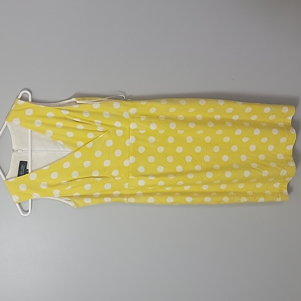 Yellow dress